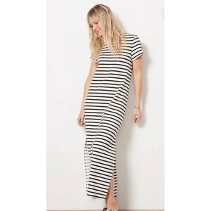 EUC Spanx Airessentials Maxi Dress Porcelain Ground Stripe White Black 1X 54"
